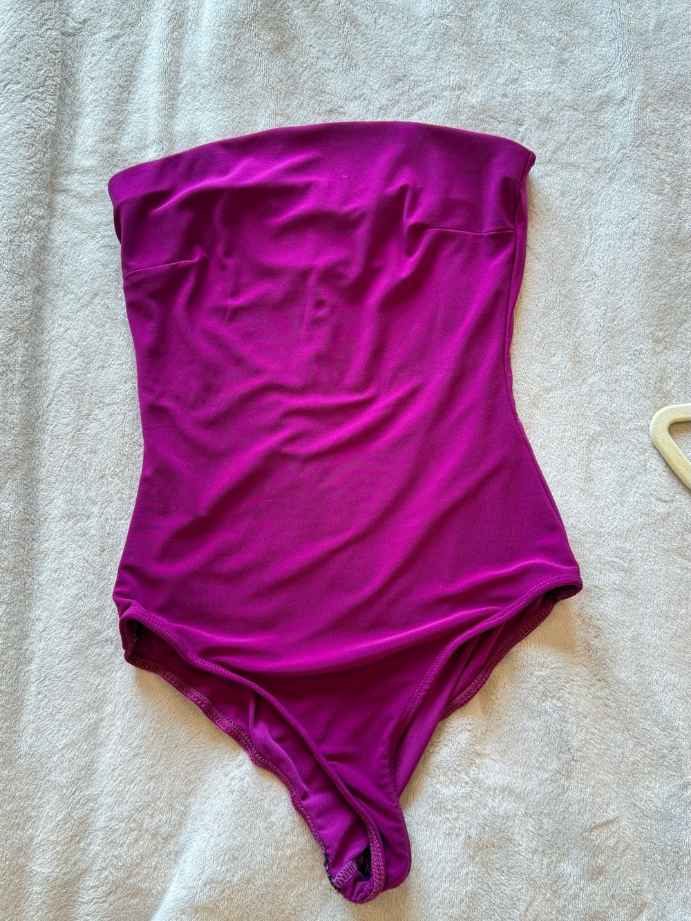 Fashion Nova Strapless Bodysuit Top